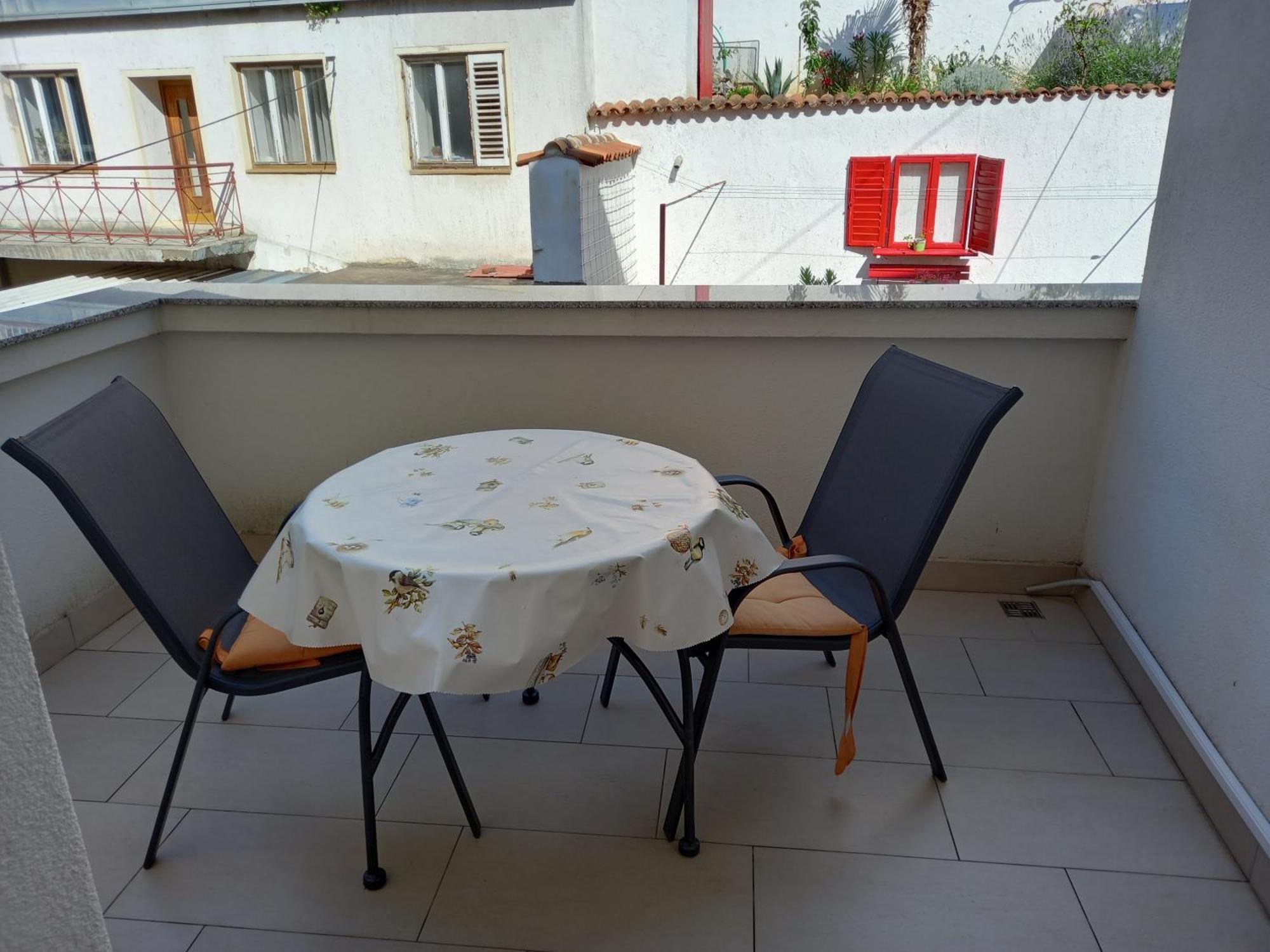 Apartmani Iris I Ana Crikvenica Room photo